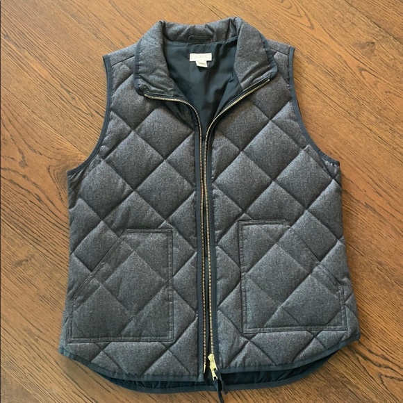 J.Crew Quilted Vest - Picture 1 of 6